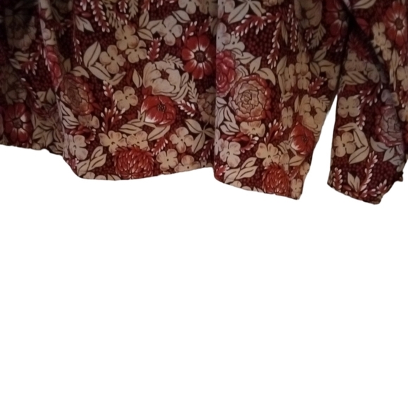 Queen Casuals Red & Tan Flower Design Peasant Style Plus Top with Tie Neck 18 - Picture 7 of 8